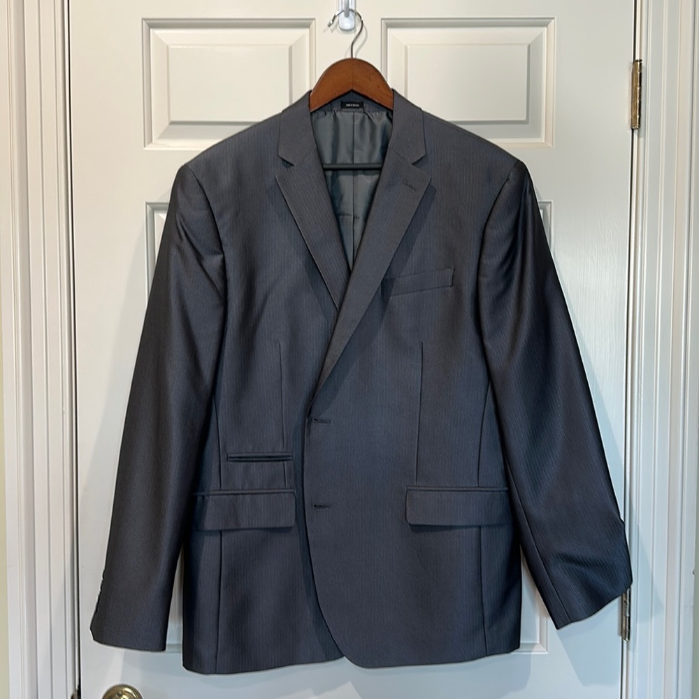 J. Ferrari, men’s blazer, gray 46R luster finish, herringbone pattern. Like new